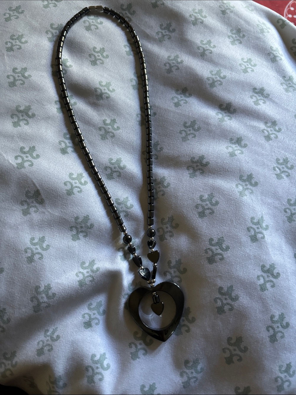 Black Heart Pendant Beaded Necklace - Women's Jewelry